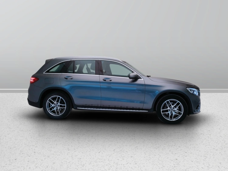 7 - Mercedes-Benz GLC 250 d Premium 4matic auto