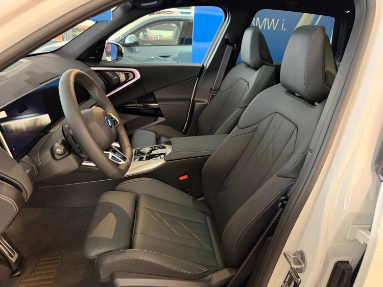 17 - BMW X3 BMW X3 30e xDrive