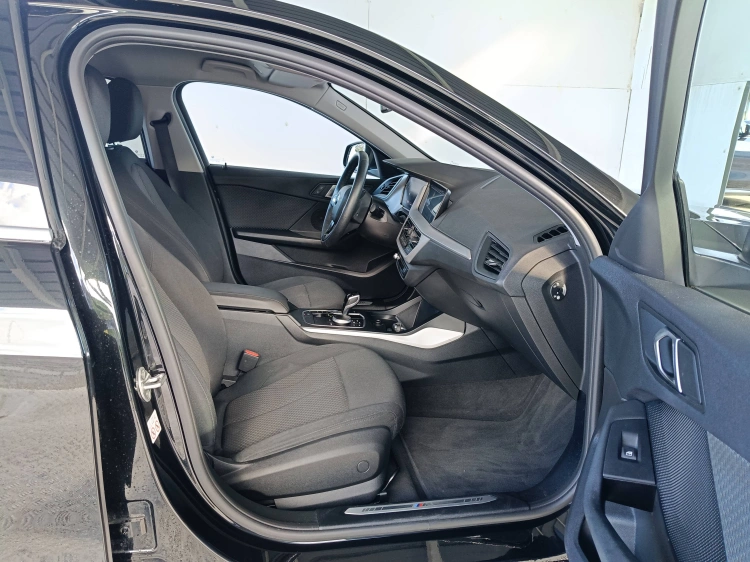 11 - BMW Serie 1 116i Msport Exterior auto