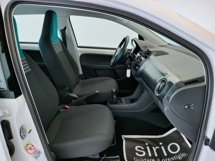 11 - Volkswagen up! up! 5p 1.0 Move up! 60cv