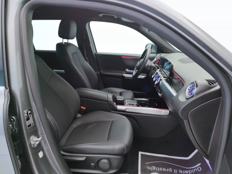 9 - Mercedes-Benz GLB 200 d Sport Plus 4matic auto