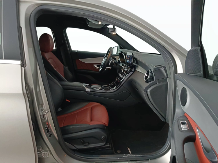 11 - Mercedes-Benz GLC Coupe 300 d Premium 4matic auto