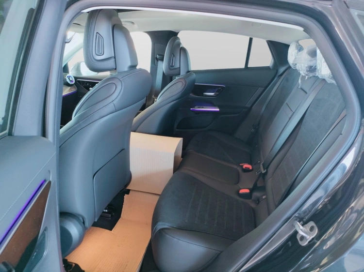 11 - Mercedes-Benz GLC 300 de 4Matic Plug-in Hybrid Coupe