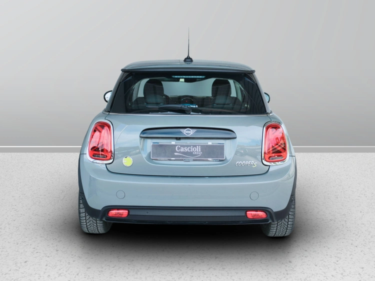 4 - MINI F56 2021 Full Electric Mini 3p Cooper SE Essential auto