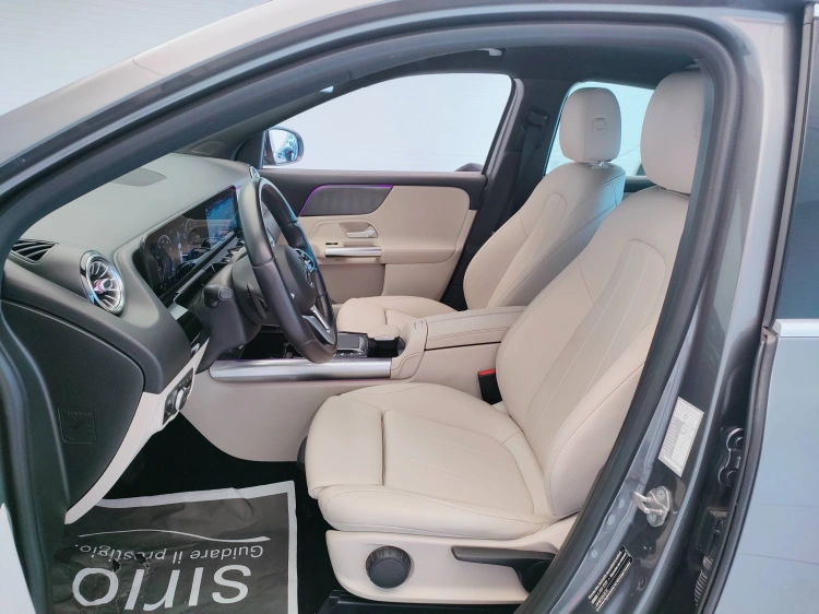 12 - Mercedes-Benz GLA 220 d Sport Plus 4matic auto
