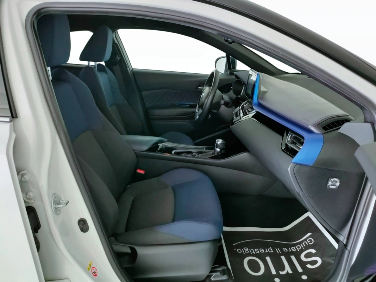 9 - Toyota C-HR C-HR 1.8h Style 2wd e-cvt
