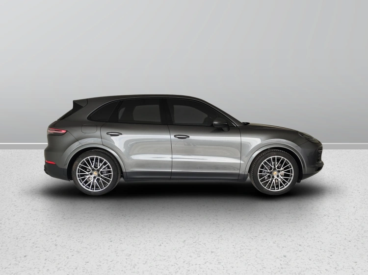 7 - Porsche Cayenne Cayenne 3.0 tiptronic