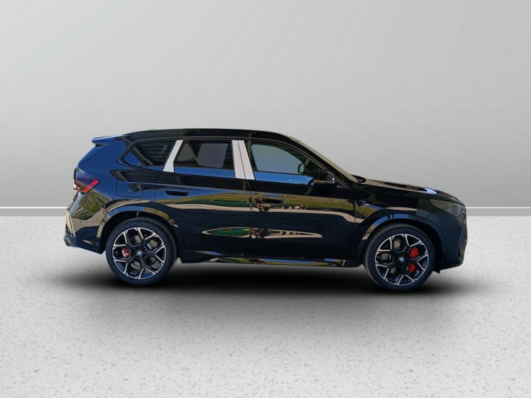 6 - BMW X1 M BMW X1 M35i xDrive