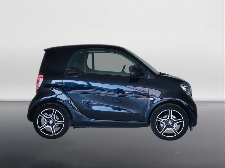 7 - smart fortwo Fortwo eq Pulse 22kW