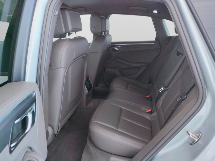 16 - Porsche Macan Macan 2.0 265cv pdk