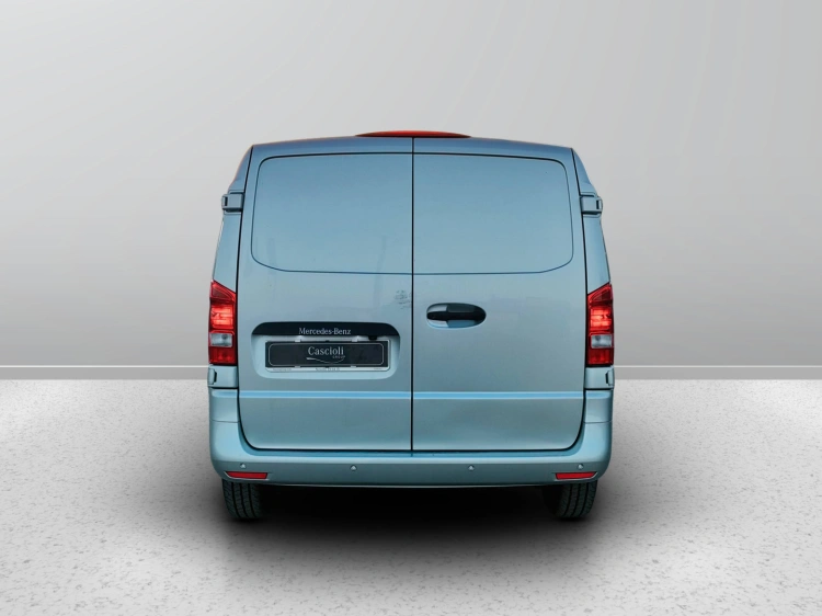 4 - Mercedes Vans Vito 110 cdi compact fwd pro my20