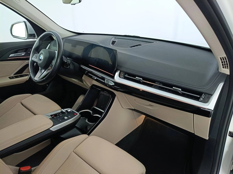 10 - BMW X1 X1 sdrive18d X-Line auto
