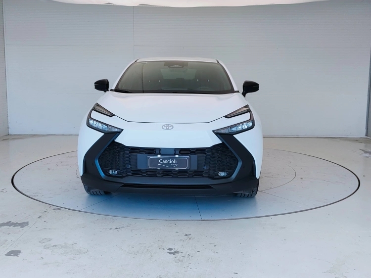 2 - Toyota C-HR C-HR 2.0 phev Trend eco fwd e-cvt