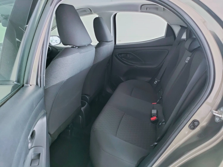 16 - Toyota Yaris Yaris 1.0 Trend