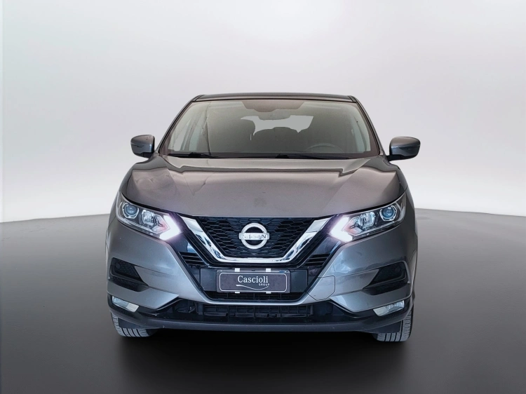 2 - Nissan Qashqai Qashqai 1.5 dci Business 115cv dct