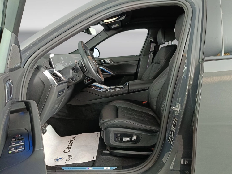 8 - BMW X6 X6 xDrive30d M Sport