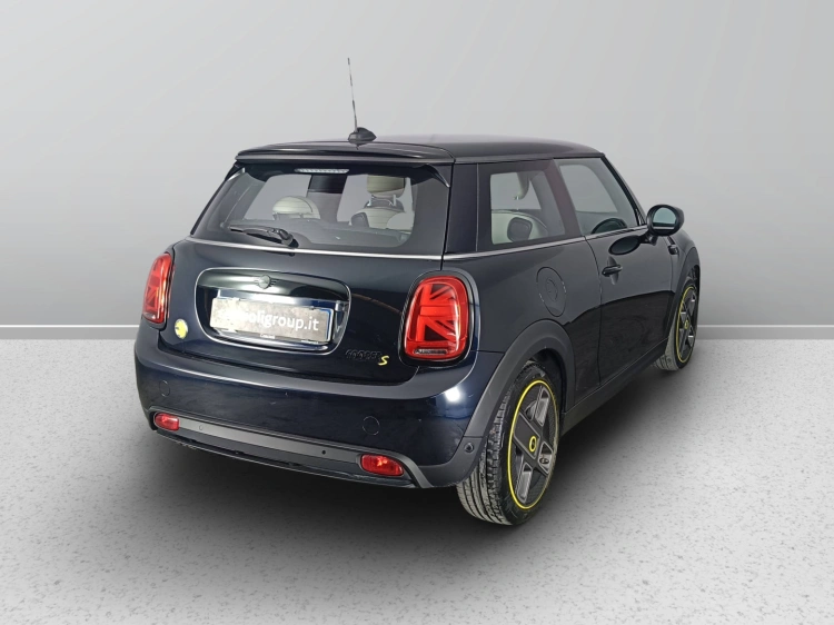 5 - MINI Cooper Mini 3p Cooper SE Classic auto
