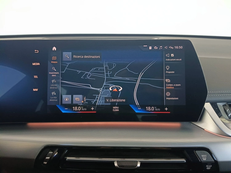 14 - BMW X1 X1 sdrive18d X-Line Edition Essence auto