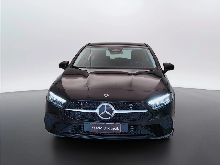 2 - Mercedes-Benz Classe A 180 d Advanced auto