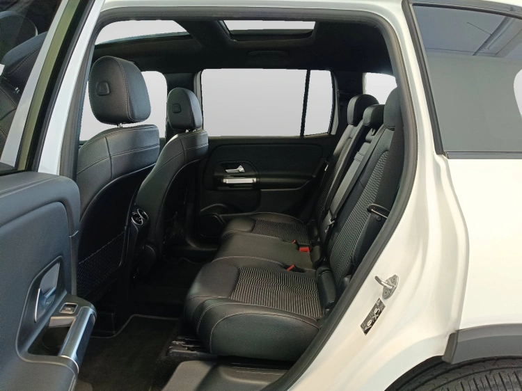 9 - Mercedes-Benz GLB 200 d Sport Plus 4matic auto