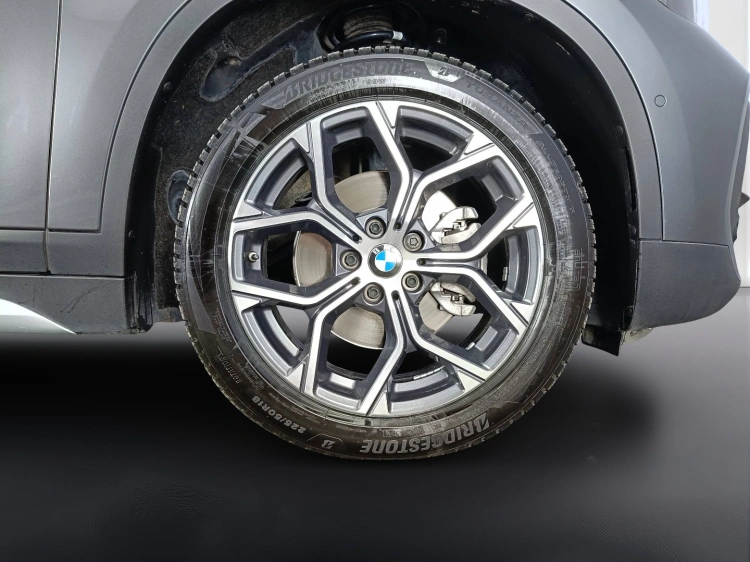 7 - BMW X1 X1 sdrive18d xLine auto