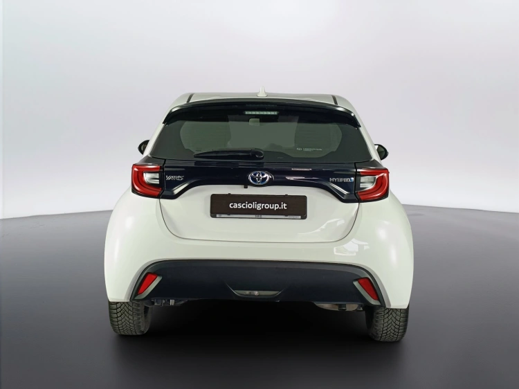 5 - Toyota Yaris Yaris 1.5h Trend