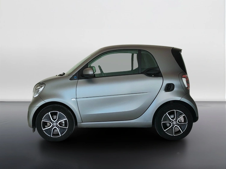 8 - smart fortwo Fortwo eq Passion 22kW