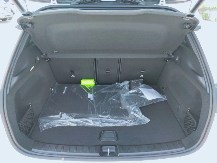 6 - Mercedes-Benz GLA 200 d automatic