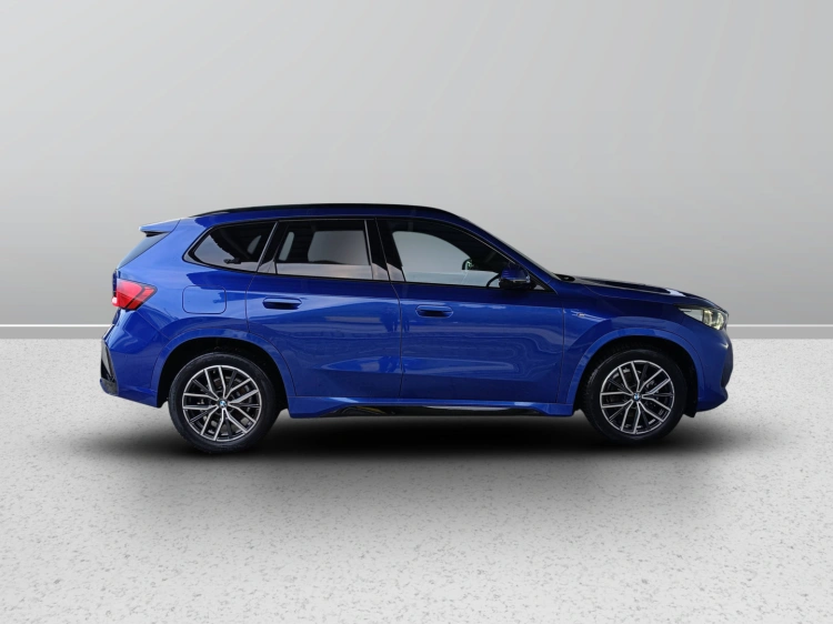 3 - BMW X1 X1 sdrive18d MSport auto
