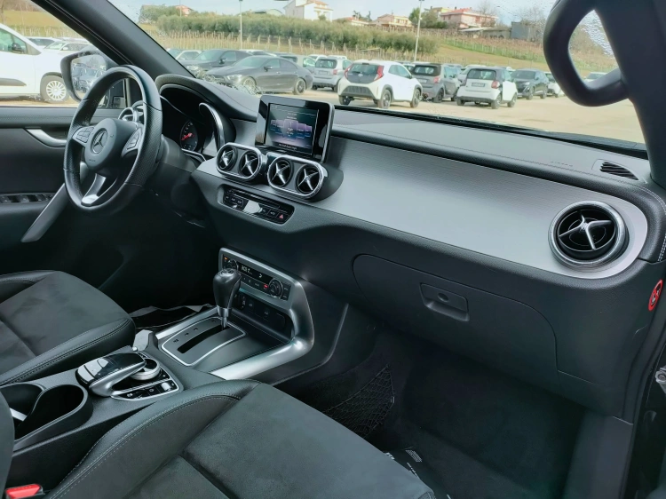 10 - Mercedes-Benz Classe X 350 d Power 4matic auto