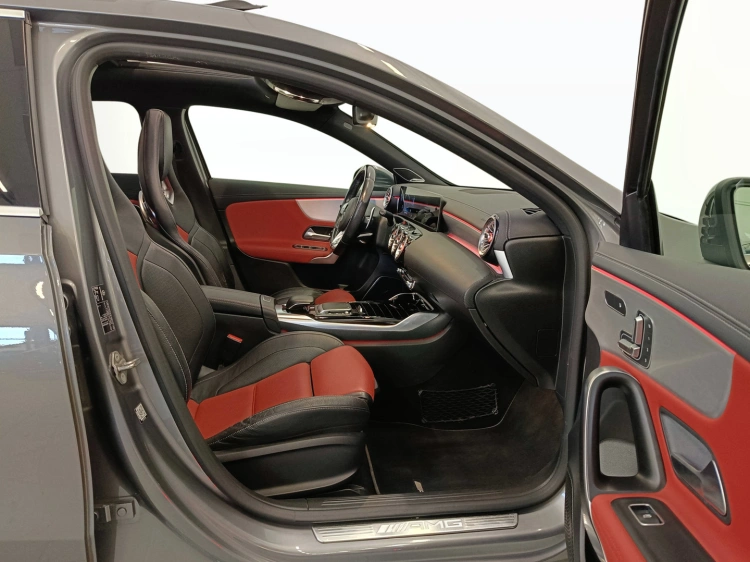 11 - Mercedes AMG Classe A A 35 AMG 4matic auto