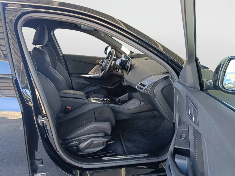 11 - BMW Serie 1 118d MSport auto