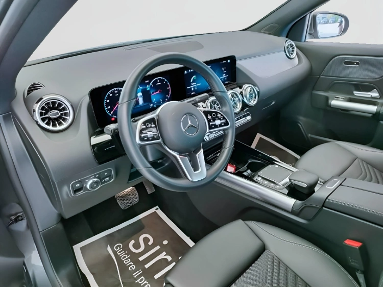 11 - Mercedes-Benz GLA 200 d Sport Plus 4matic auto