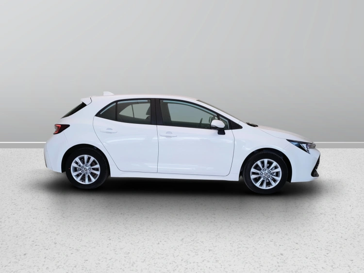7 - Toyota COROLLA 3P - 5P - SW COROLLA 1.8H HB ACTIVE  MY23
