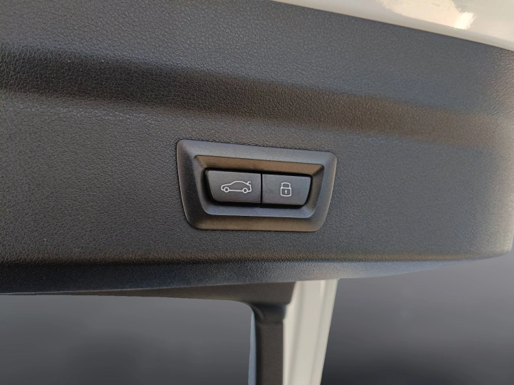 15 - BMW X2 X2 sdrive 18d MSport Pro auto