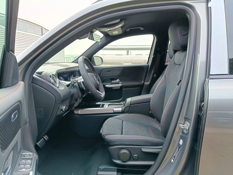 8 - Mercedes-Benz EQB 250+