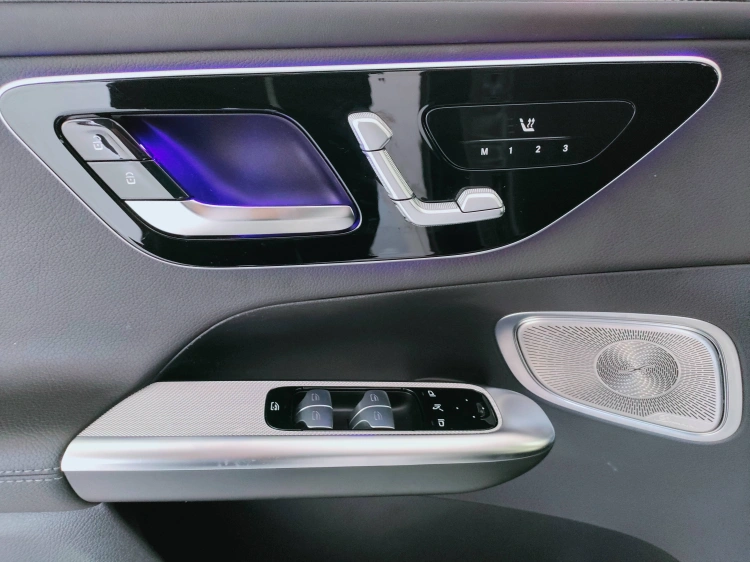 15 - Mercedes-Benz GLC Coupe 300 d AMG Line Premium 4matic auto