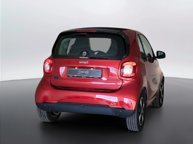 6 - smart fortwo Fortwo eq Passion 22kW