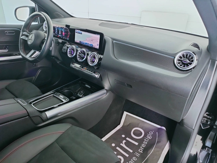 12 - Mercedes-Benz Classe B 180 d AMG Line Advanced Plus auto