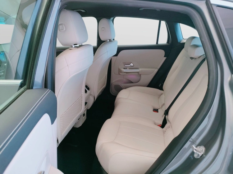14 - Mercedes-Benz GLA 220 d Sport Plus 4matic auto