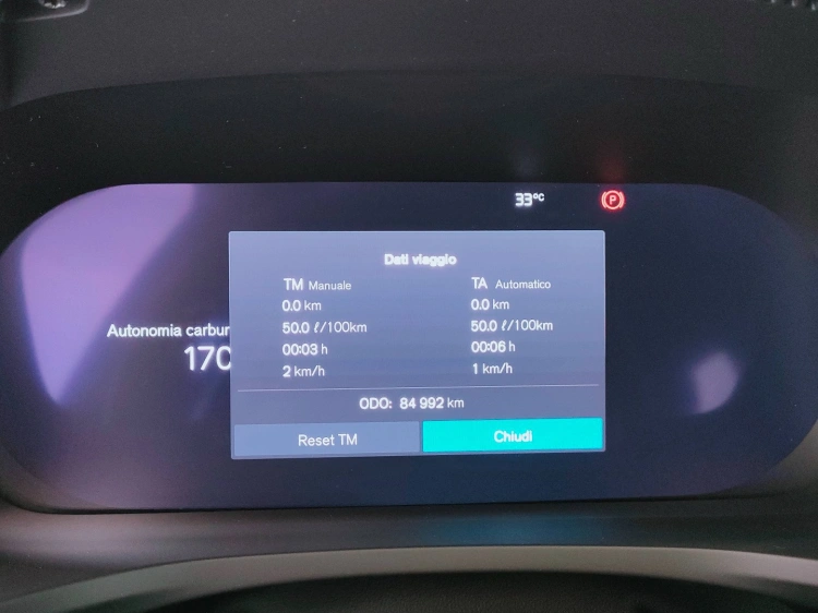 18 - Volvo V60 V60 2.0 b4 Plus Dark auto
