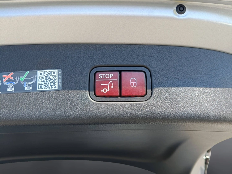 14 - Mercedes AMG GLC Mercedes-AMG GLC 43 4MATIC