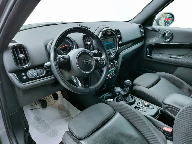 12 - MINI Countryman Mini Countryman 2.0 Cooper D my18