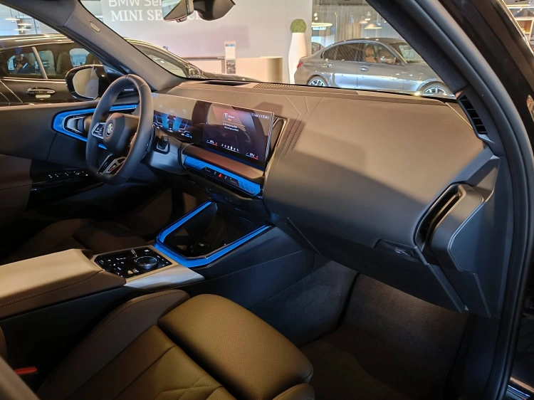 8 - BMW X3 BMW X3 30e xDrive