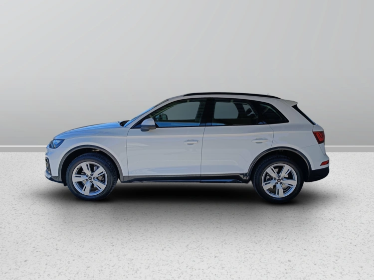 3 - Audi Q5 Audi Q5  40 2.0 tdi mhev 12v business advanced quattro s-tro