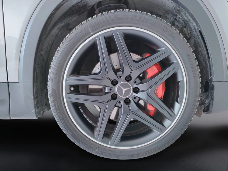 10 - Mercedes AMG GLB GLB AMG 35 4matic auto