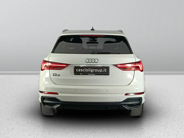 5 - Audi Q3 Q3 II 2018 - Q3 35 2.0 tdi S line edition s-tronic