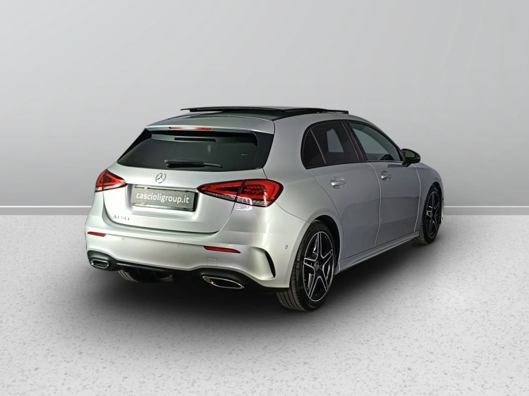 5 - Mercedes-Benz Classe A 180 d Premium auto