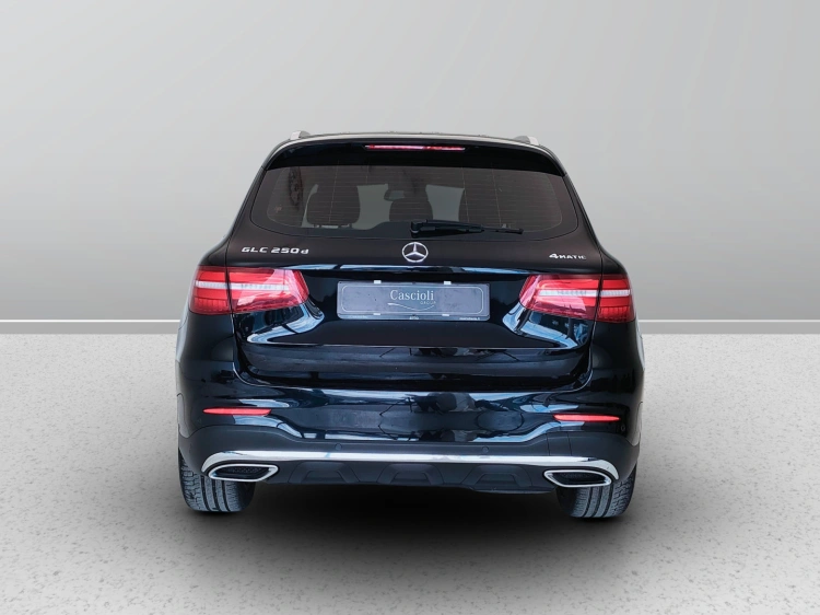 4 - Mercedes-Benz GLC 250 d Premium 4matic auto