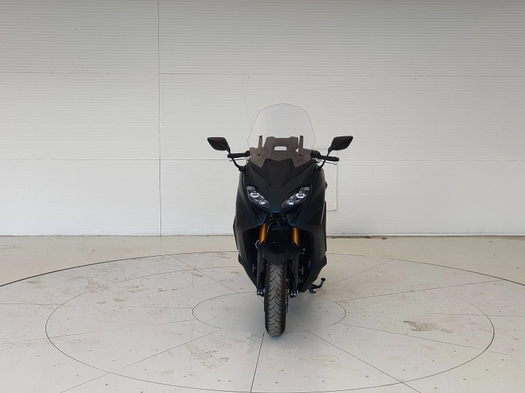 2 - Yamaha T T-Max 560 Tech Max Abs my22